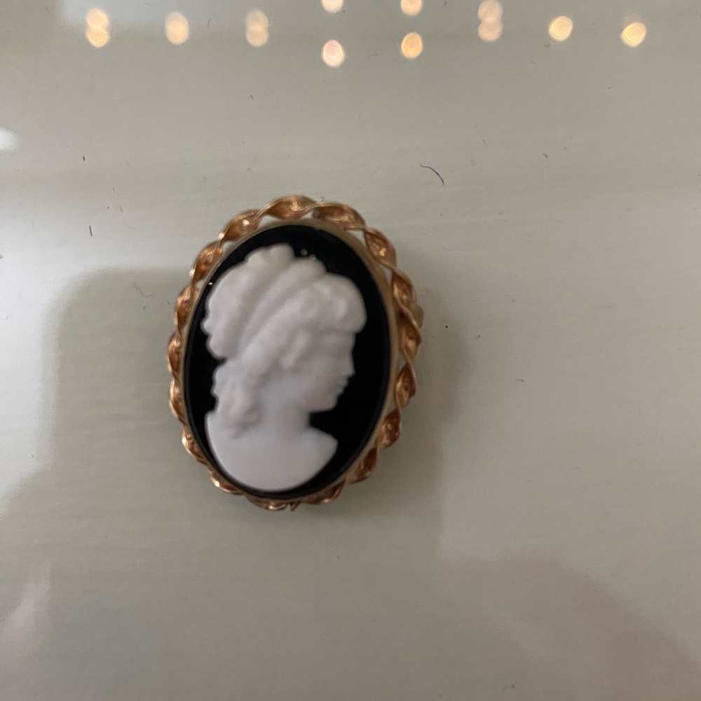 Beautiful Antique Cameo Brooch and Necklace